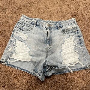 American Eagle curvy mom shorts